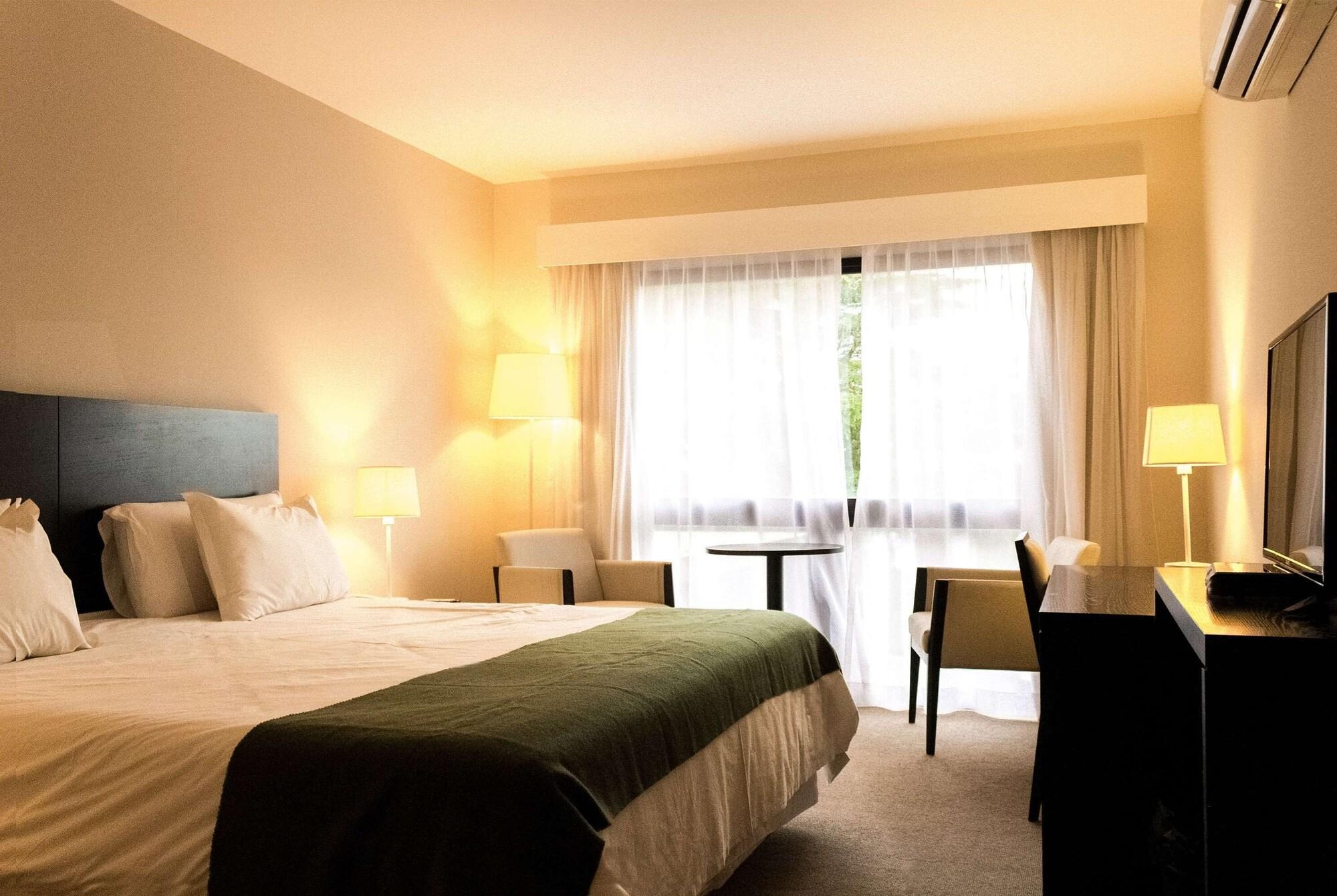 מלון סיודאד לה קוסטה Wyndham Garden Montevideo Carrasco מראה חיצוני תמונה