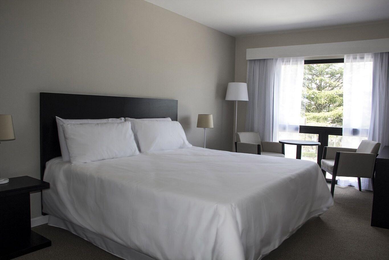 מלון סיודאד לה קוסטה Wyndham Garden Montevideo Carrasco מראה חיצוני תמונה